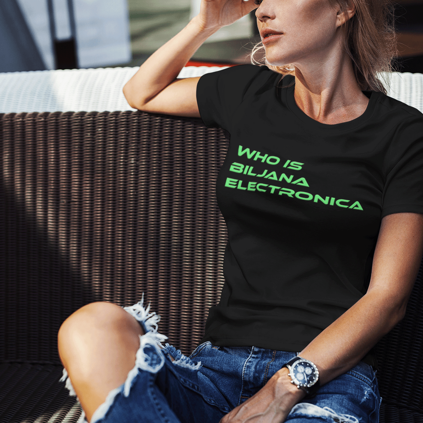 WHO IS BILJANA ELECTRONICA - T SHIRT